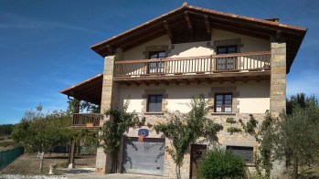 Casa Rural Elbegi eremua alojamiento enduro mtb